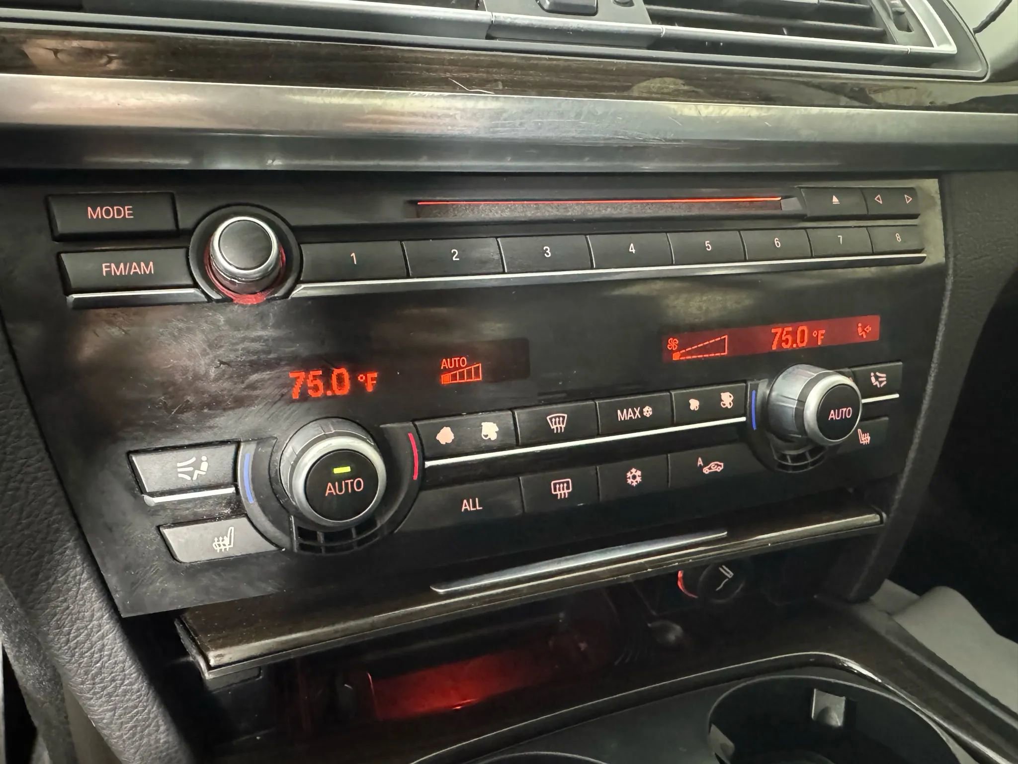 Used 2011 BMW 750Li xDrive image 19