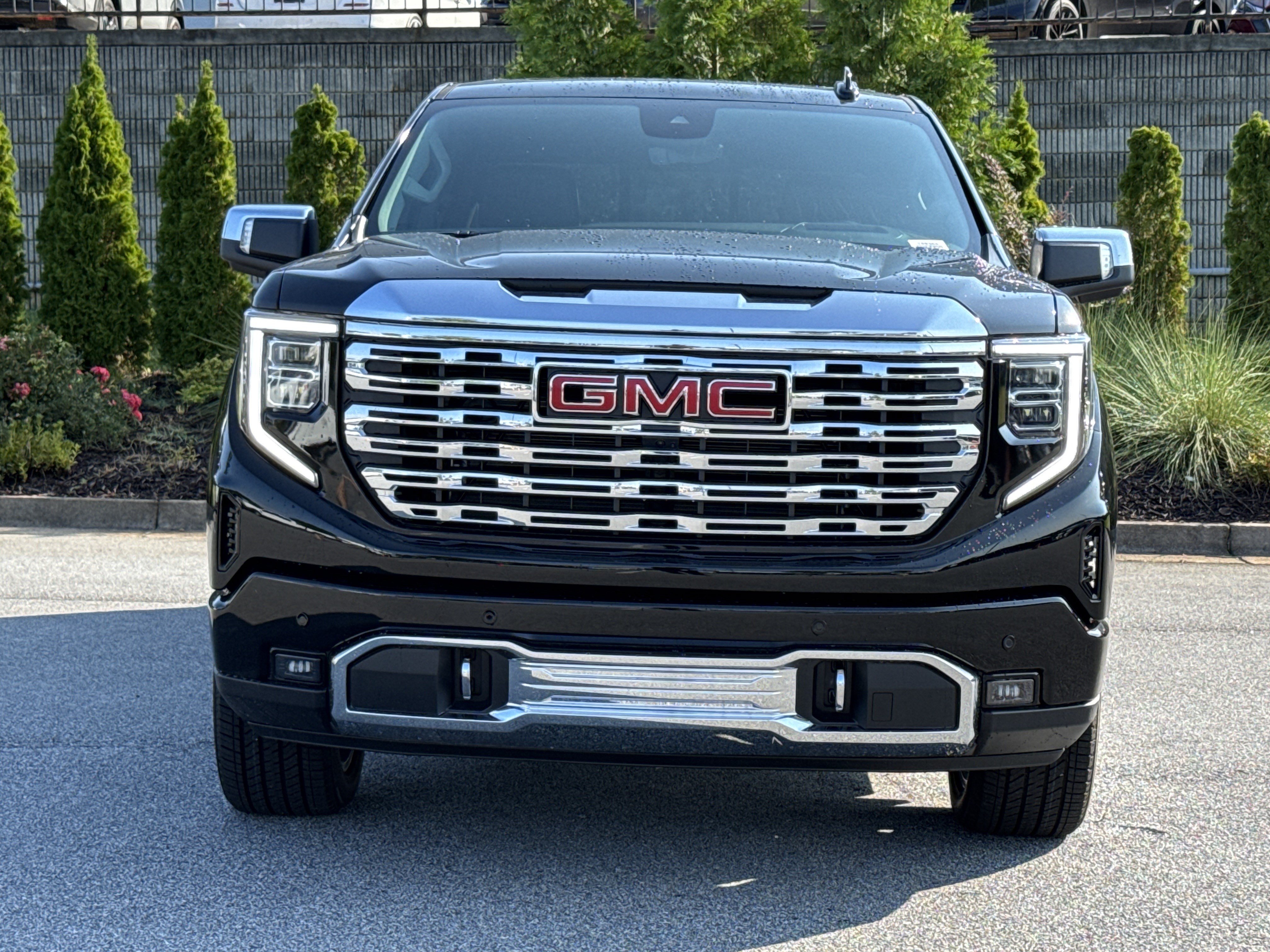 New 2026 GMC Sierra 1500 Denali w/ Denali Reserve Package AWD/4WD image 3