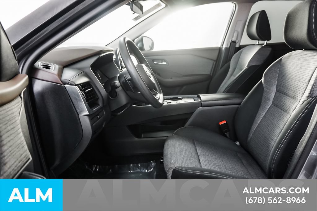 Used 2022 Nissan Rogue SV FWD image 16