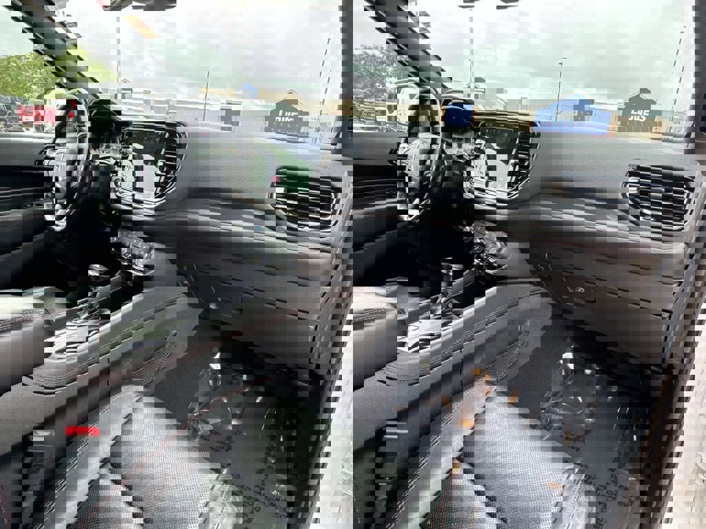 Used 2023 Dodge Durango R/T image 29