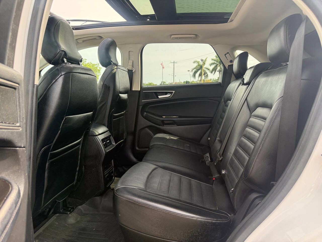Used 2017 Ford Edge SEL w/ Equipment Group 201A FWD image 15