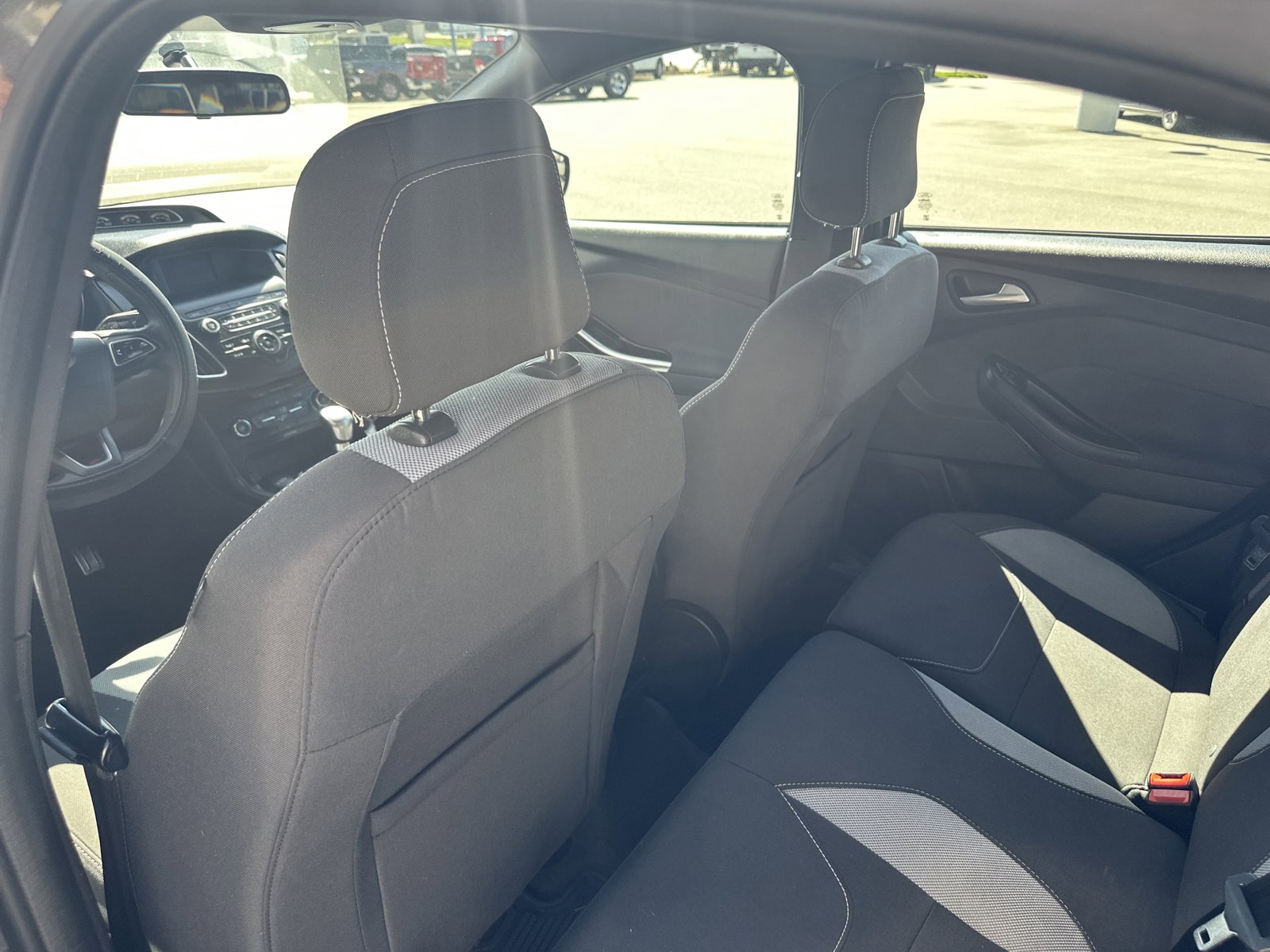 Used 2018 Ford Focus ST image 21