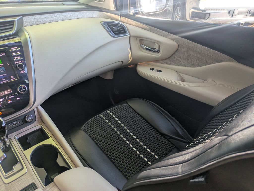 Used 2023 Nissan Murano SL w/ SL Moonroof Package FWD image 17