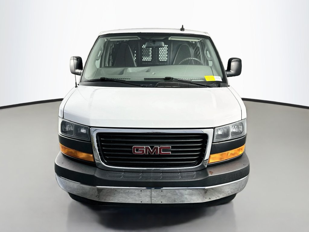 Used 2022 GMC Savana 2500 w/ Driver Convenience Package RWD image 2