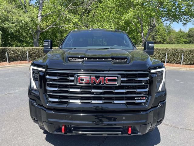 Used 2025 GMC Sierra 2500 AT4 w/ AT4 Premium Plus Package AWD/4WD image 2