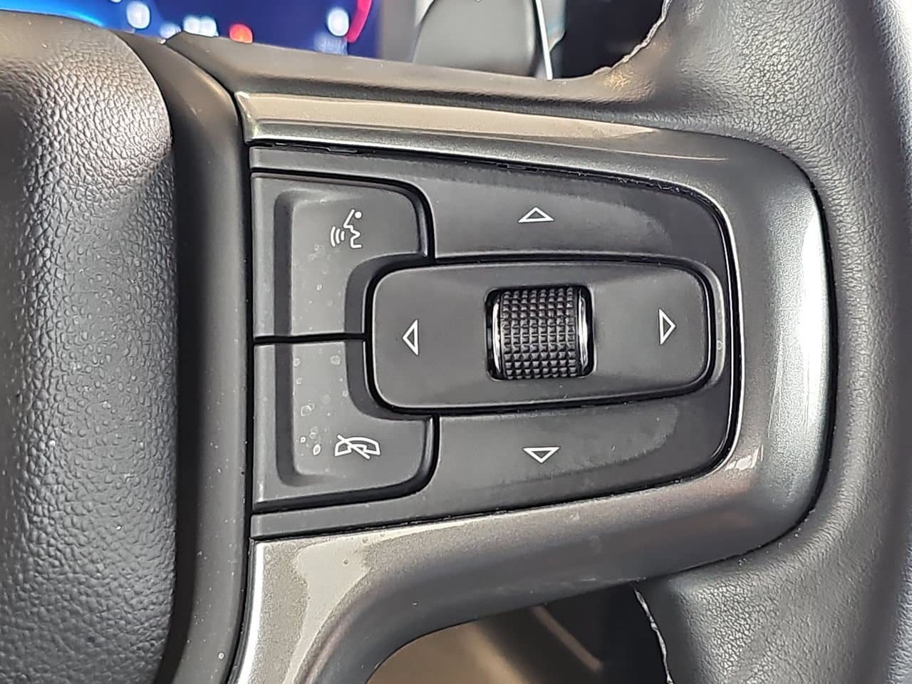 Certified 2025 Chevrolet Silverado 1500 LTZ w/ LTZ Premium Package AWD/4WD image 22