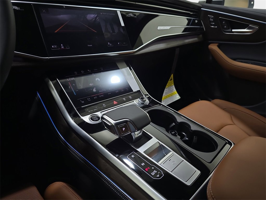 New 2025 Audi Q7 3.0T Prestige image 25