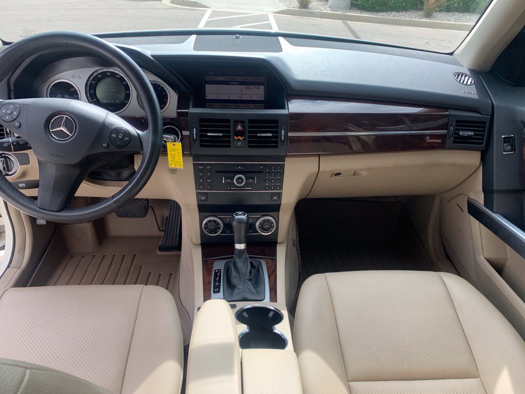 Used 2010 Mercedes-Benz GLK 350 4MATIC image 9