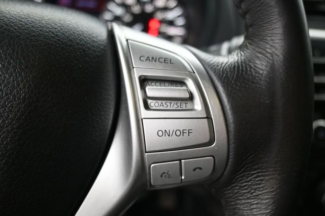 Used 2017 Nissan Altima 2.5 SL FWD image 15