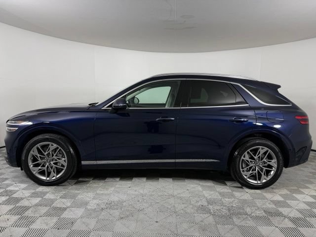 Used 2024 Genesis GV70 2.5T w/ Select Package AWD/4WD image 3