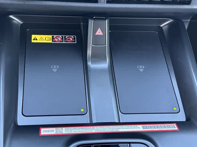 New 2026 Subaru Solterra AWD/4WD image 27