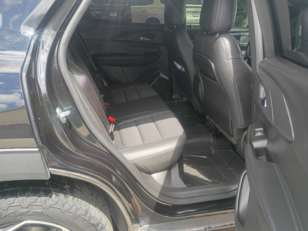 Used 2023 Chevrolet TrailBlazer RS w/ Sun and Liftgate Package AWD/4WD image 12