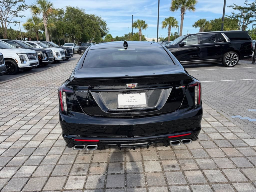 Used 2026 Cadillac CT5 V RWD image 8