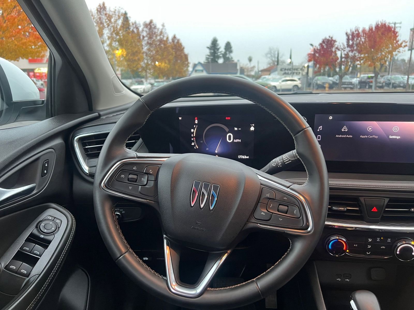 Used 2025 Buick Encore GX Preferred image 34