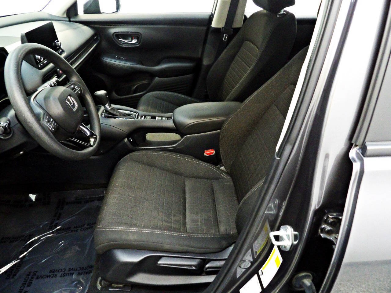 Used 2024 Honda HR-V LX image 8