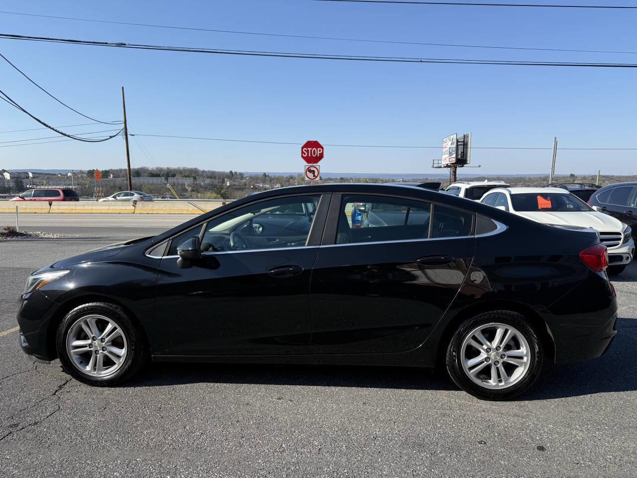 Used 2016 Chevrolet Cruze LT w/ Convenience Package FWD image 8