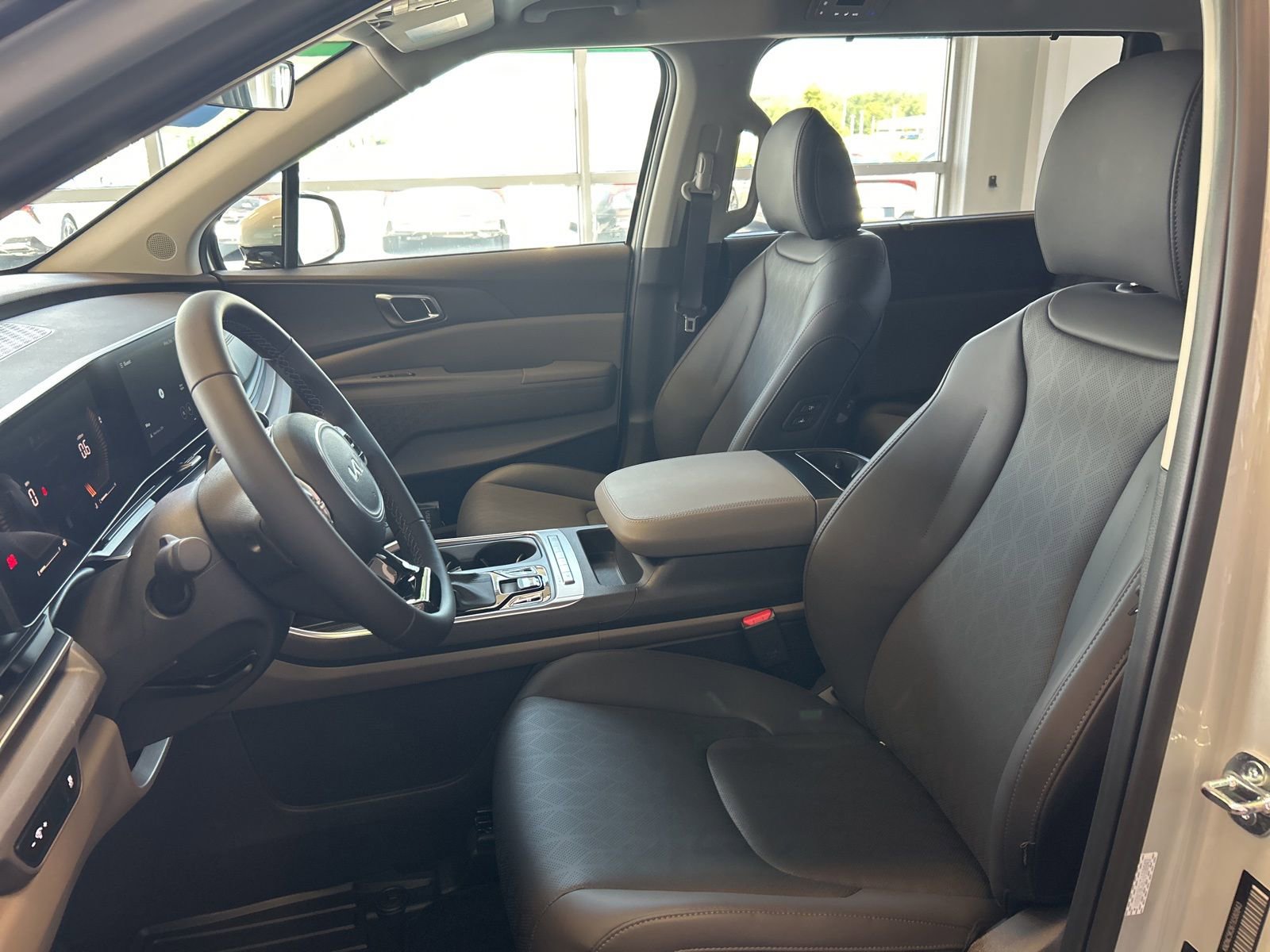 New 2026 Kia Carnival EX image 21