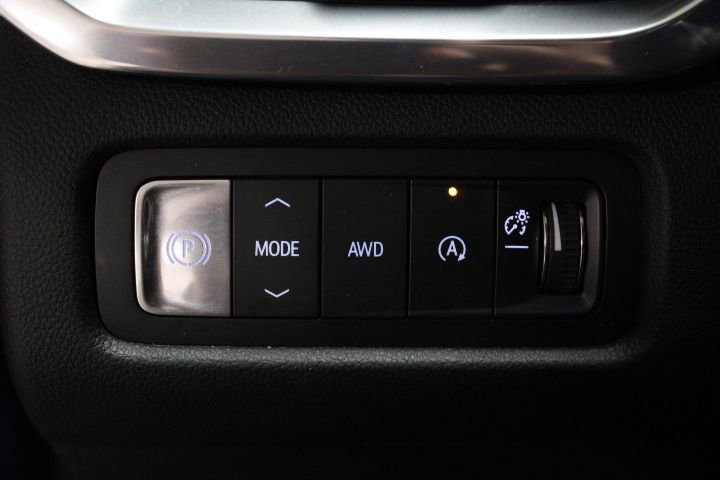 Used 2024 GMC Acadia Denali image 39