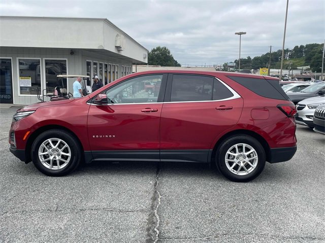 Used 2023 Chevrolet Equinox LT w/ LPO, Floor Liner Package image 7