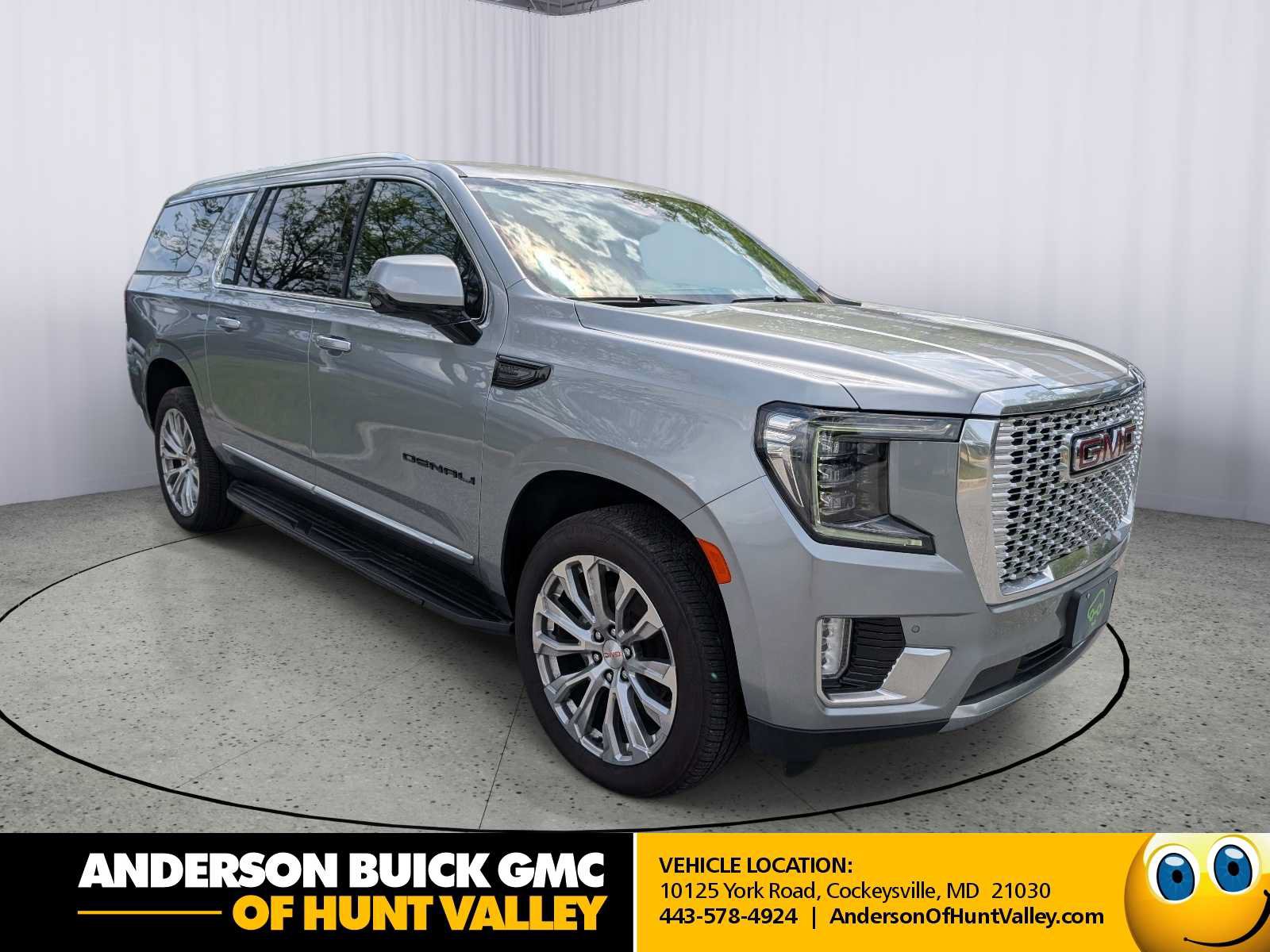 Certified 2024 GMC Yukon XL Denali AWD/4WD image 1