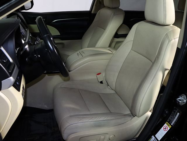 Used 2015 Toyota Highlander Limited image 4