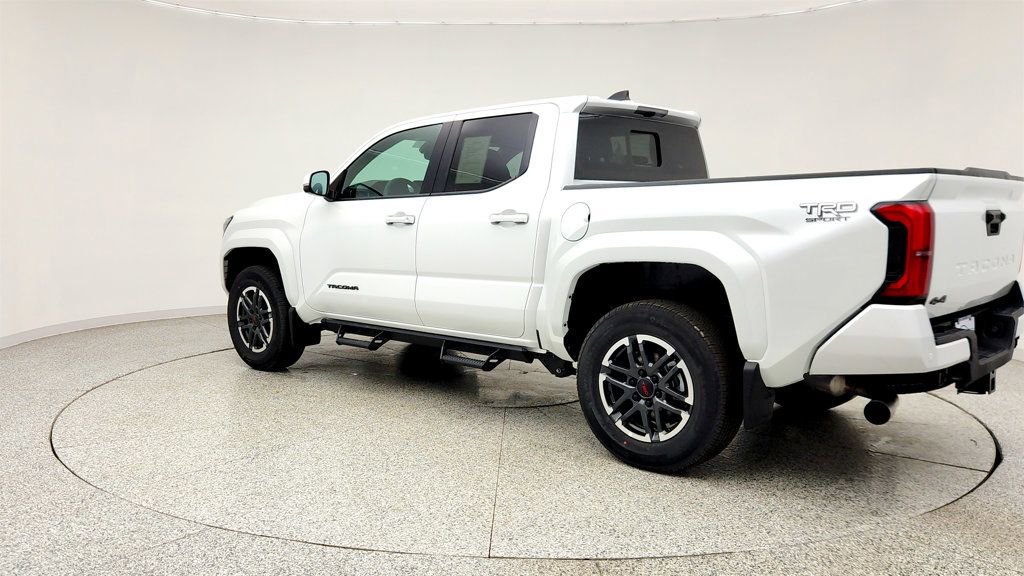 Used 2025 Toyota Tacoma TRD Sport w/ TRD Sport Upgrade Package AWD/4WD image 7