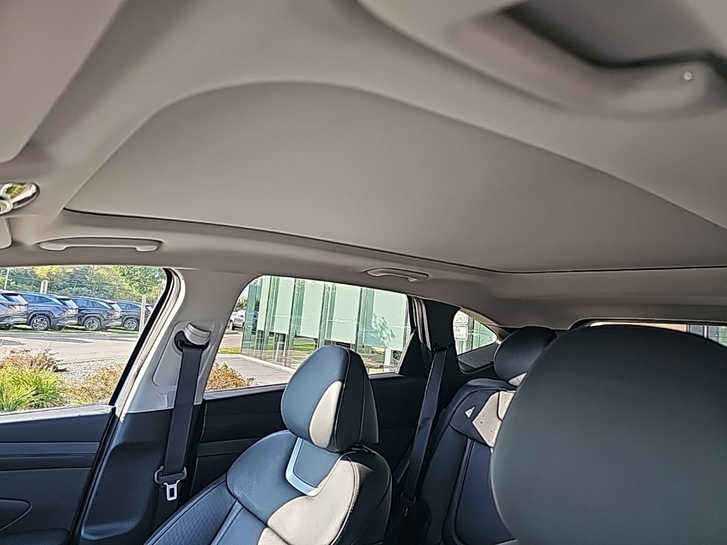 New 2026 Hyundai Tucson Limited image 34