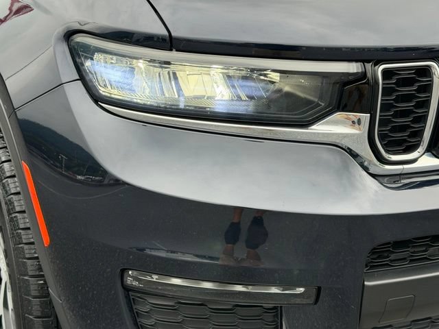 Used 2023 Jeep Grand Cherokee L Limited AWD/4WD image 17