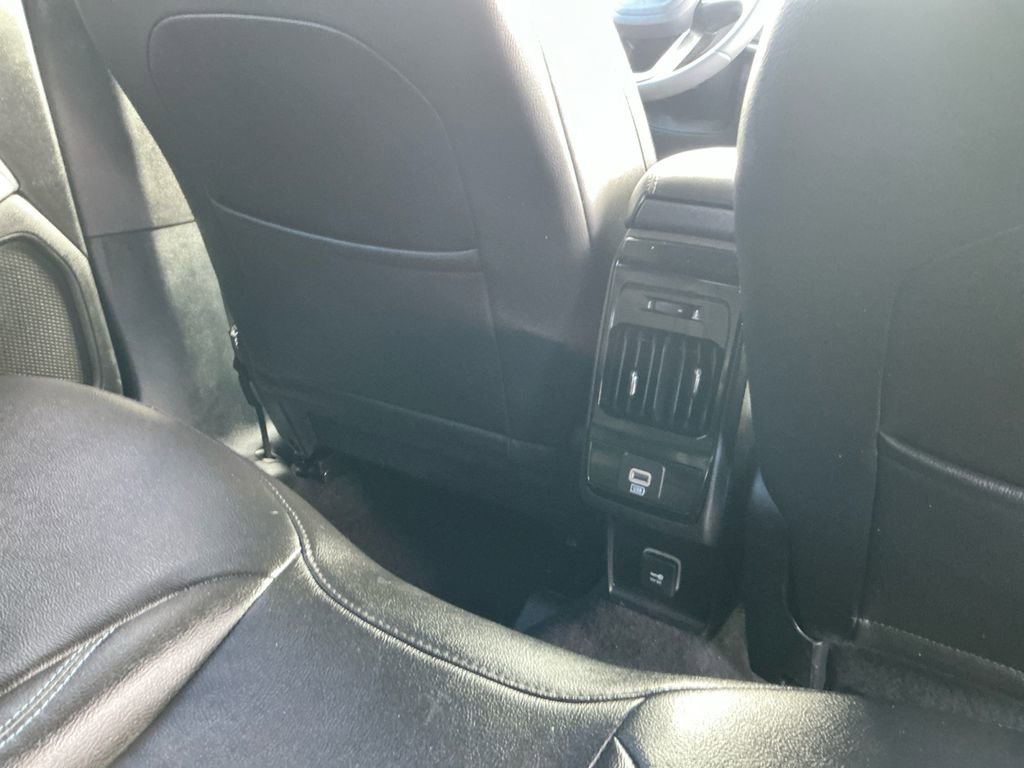 Used 2024 Jeep Compass Latitude image 21