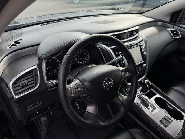 Certified 2024 Nissan Murano SV w/ SV Midnight Edition Package FWD image 17