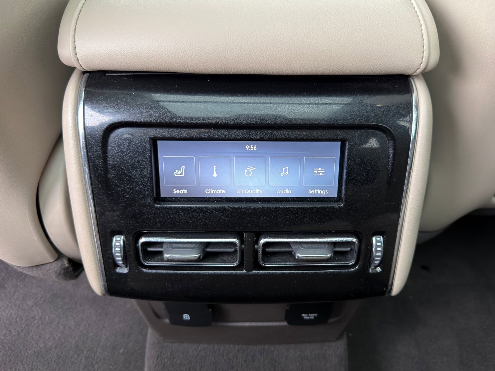 Used 2023 Lincoln Aviator Reserve w/ Equipment Group 201A image 17