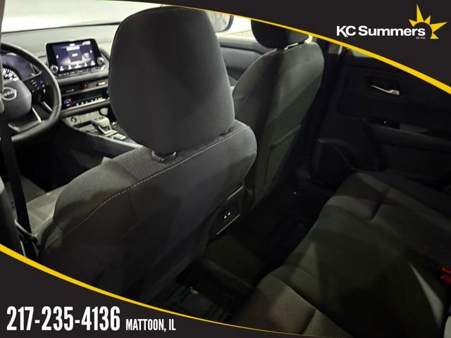 Used 2025 Nissan Rogue SV image 27
