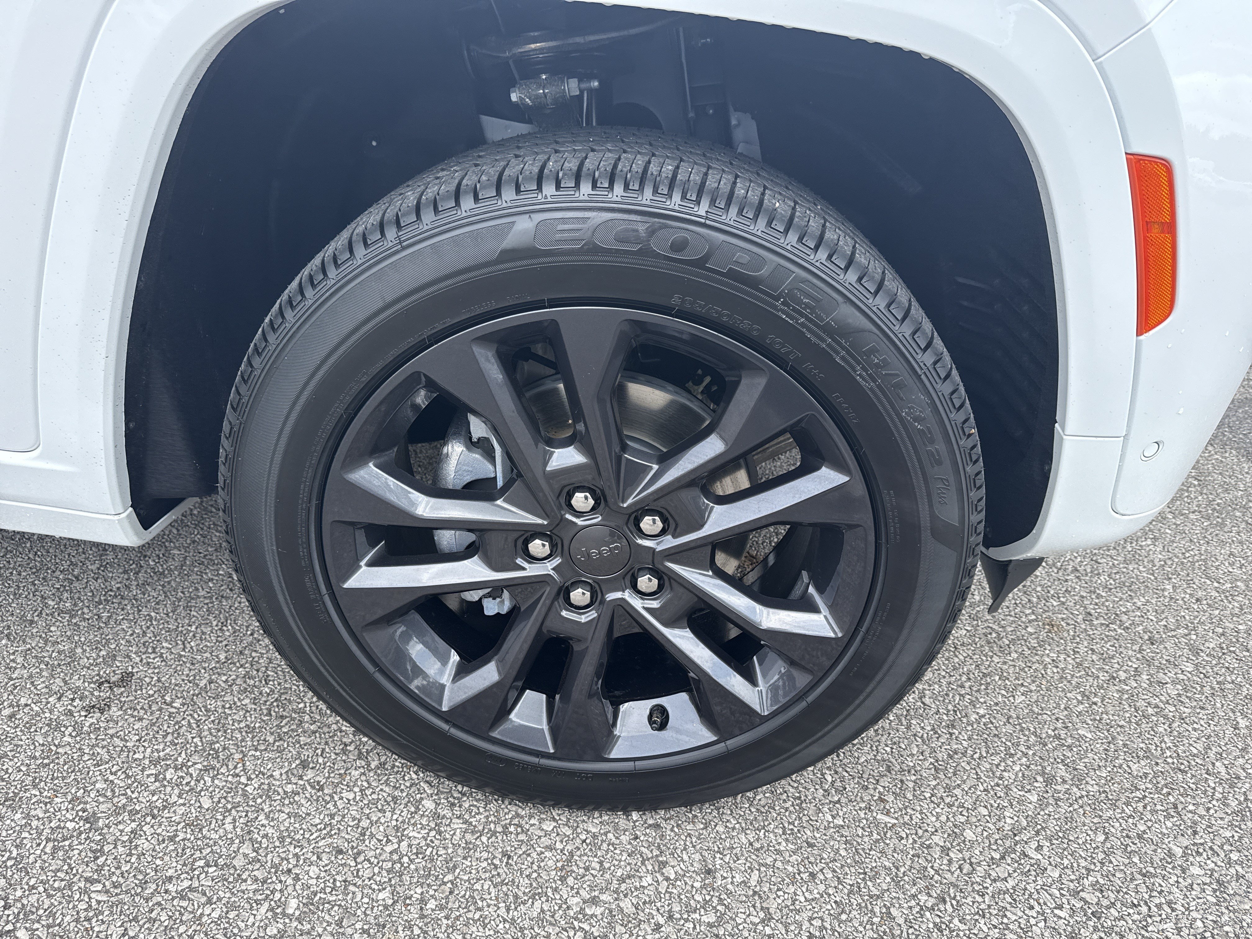 New 2026 Jeep Grand Cherokee Limited AWD/4WD image 12