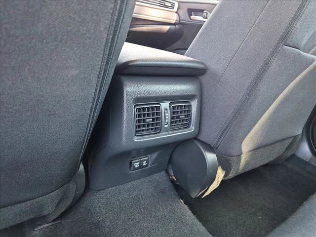 Used 2025 Toyota Camry LE FWD image 23