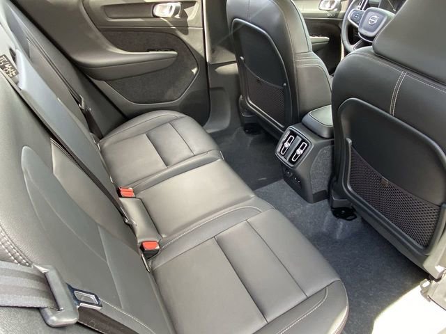 Certified 2025 Volvo XC40 B5 Core w/ Protection Package Premier image 15