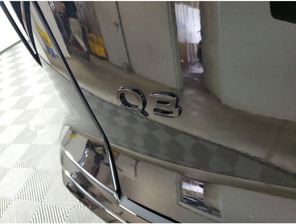 New 2026 Audi Q3 quattro 2.0T AWD/4WD image 8