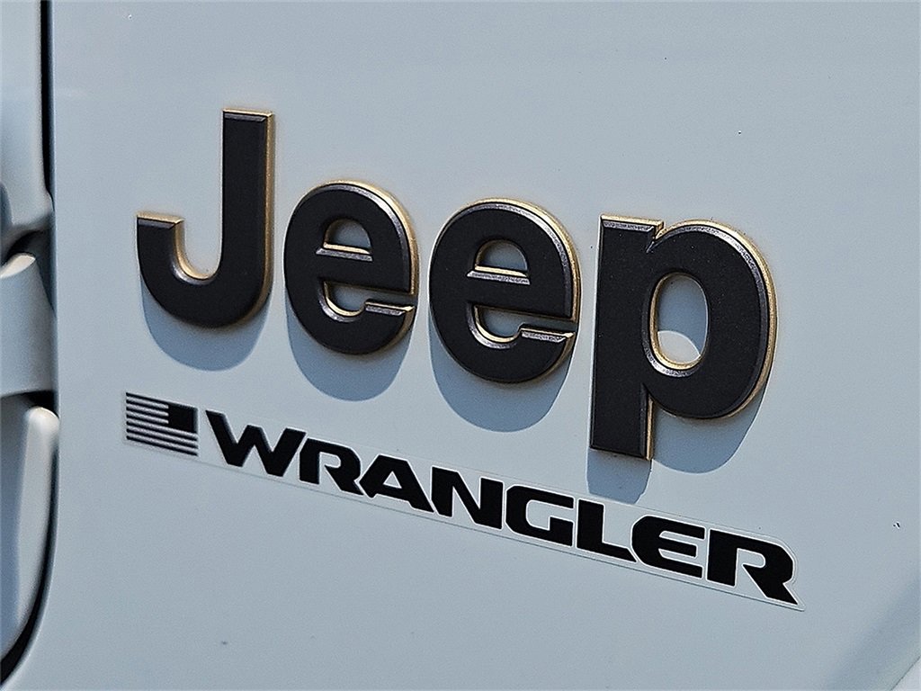 Used 2023 Jeep Wrangler Unlimited Rubicon 392 w/ Trailer Tow Package image 30