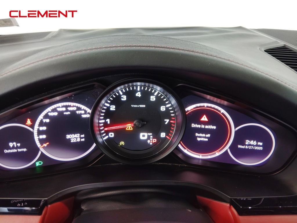 Used 2022 Porsche Cayenne S image 15