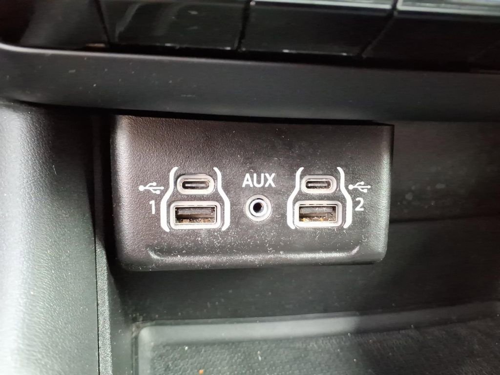 Used 2025 Dodge Durango GT image 20