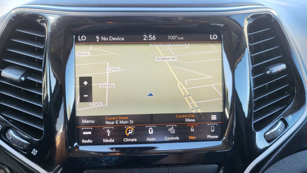 Used 2019 Jeep Cherokee Limited image 33