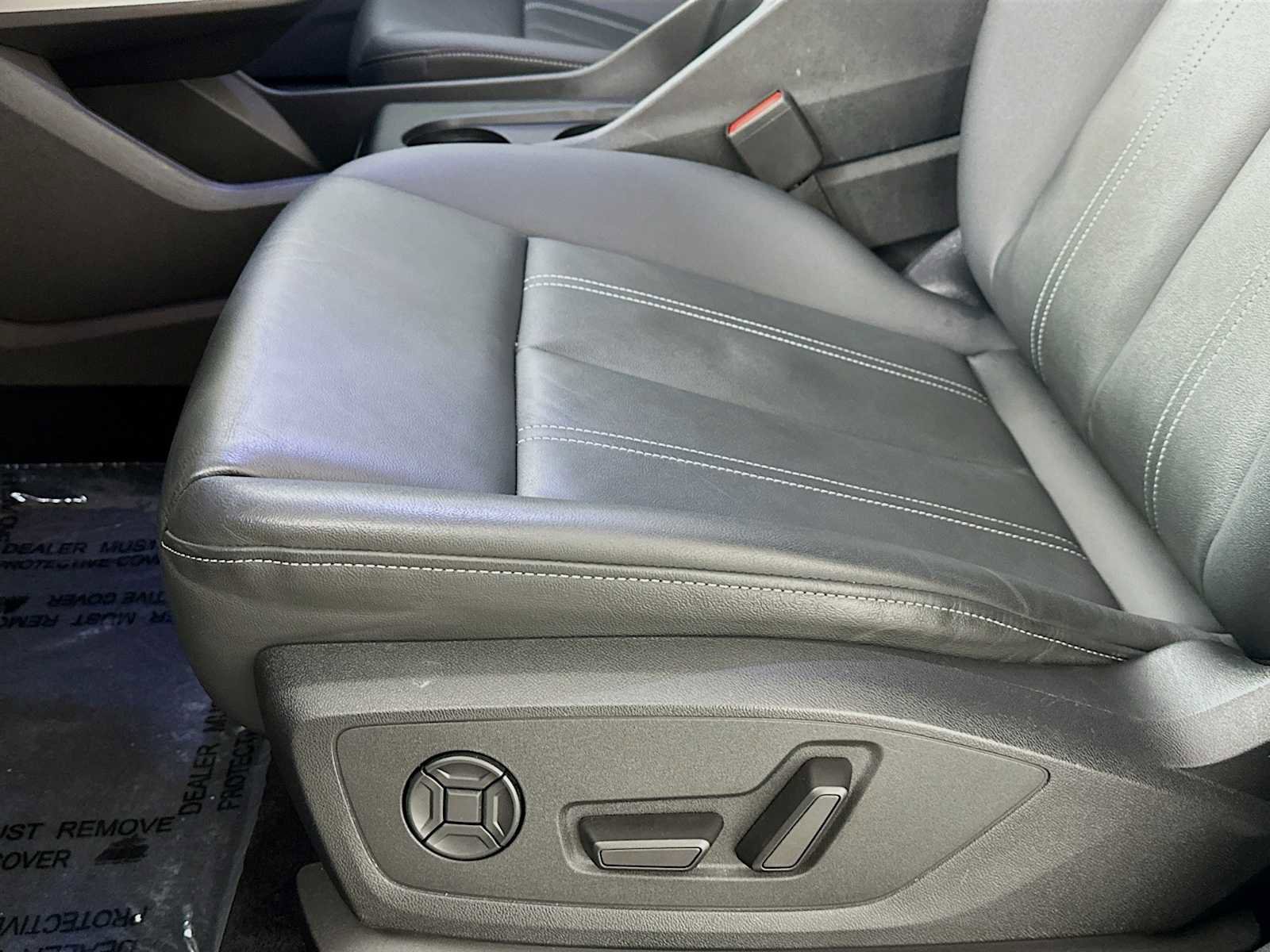 Certified 2023 Audi Q4 e-tron Premium Plus w/ Premium Plus RWD image 18