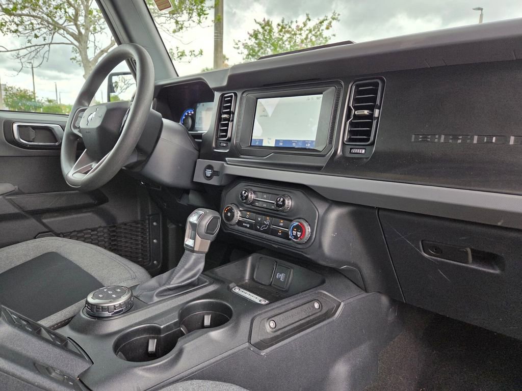 Used 2023 Ford Bronco 4-Door w/ Sasquatch Package AWD/4WD image 13