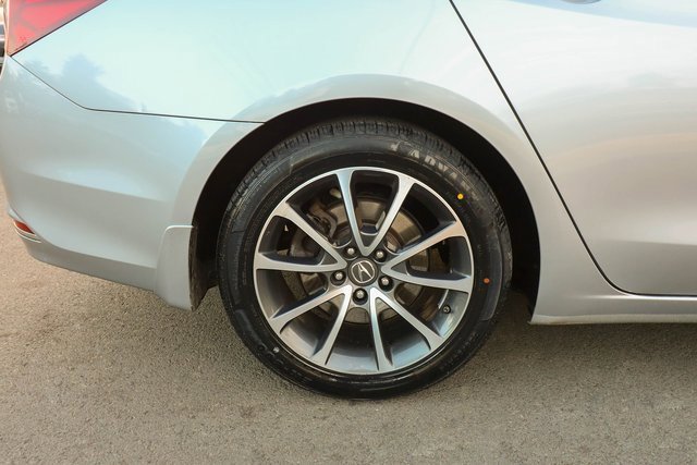Used 2017 Acura TLX V6 SH-AWD w/ Technology Pkg image 17