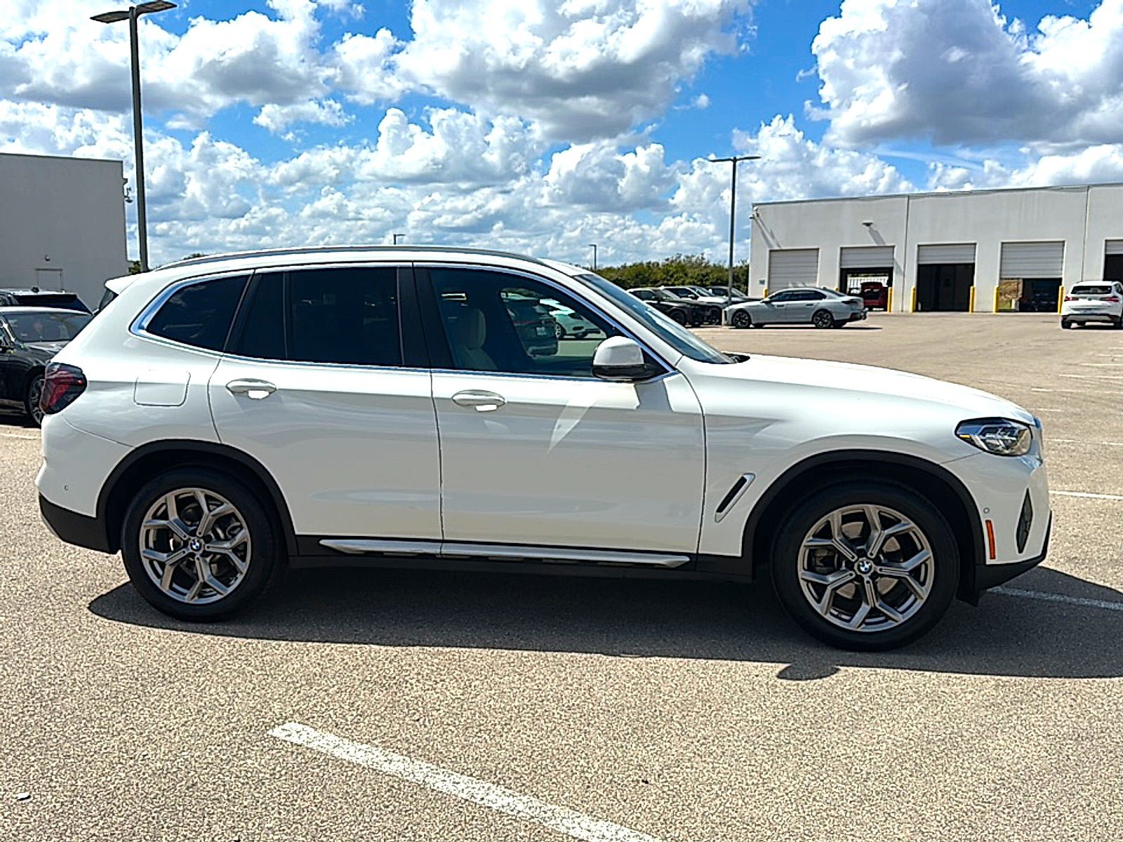 Used 2024 BMW X3 sDrive30i w/ Premium Package RWD image 9