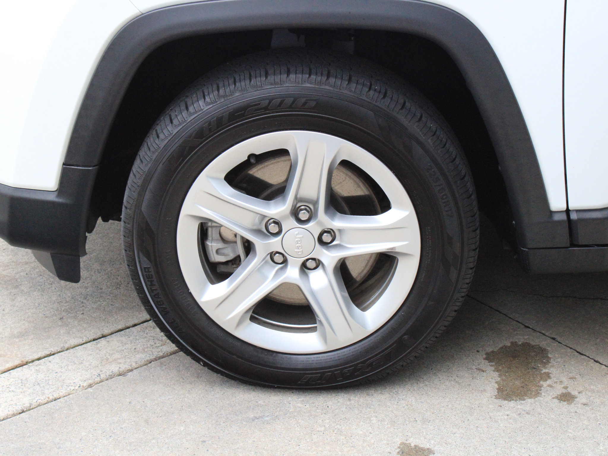 Certified 2023 Jeep Compass Latitude w/ Convenience Group AWD/4WD image 38