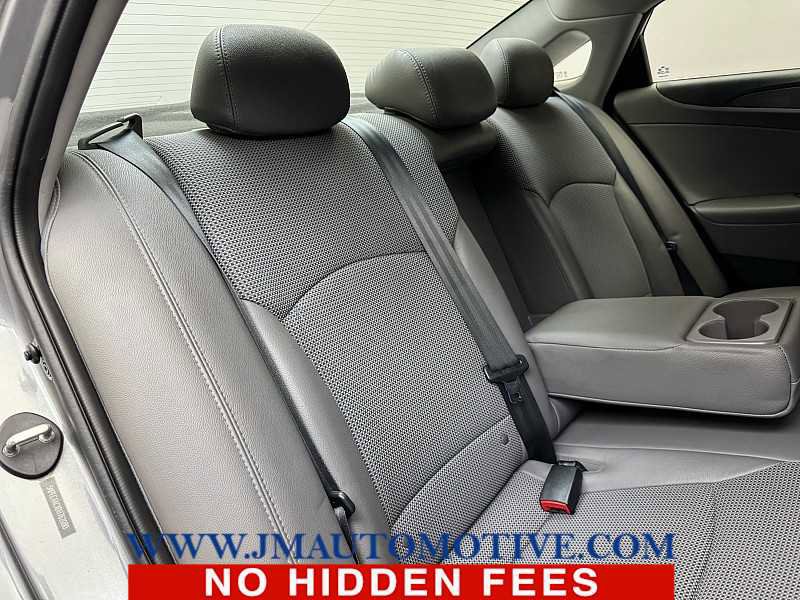 Used 2013 Hyundai Sonata SE w/ Navigation & Sunroof Pkg image 18