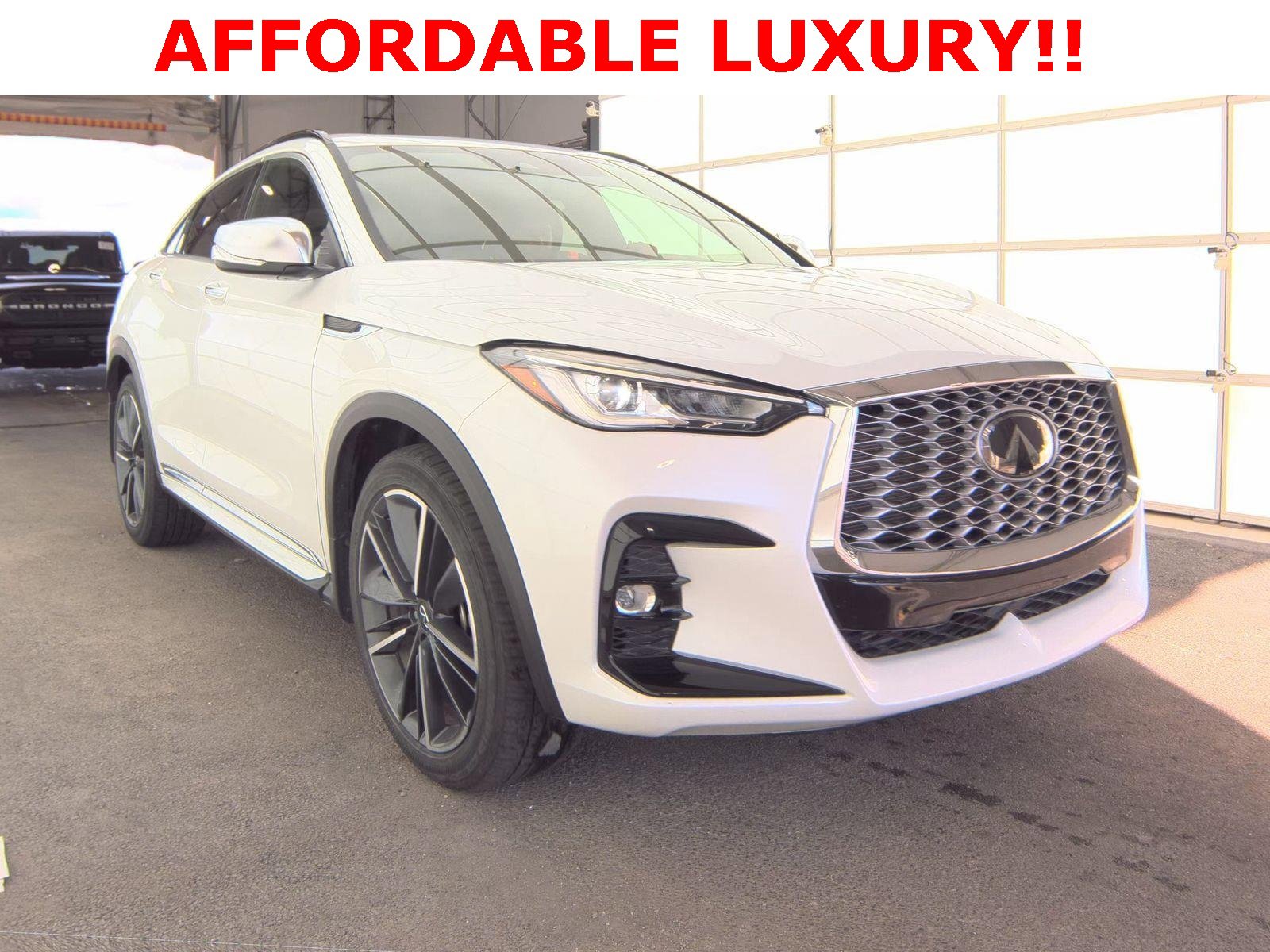 Certified 2023 INFINITI QX55 Luxe w/ Accent Package