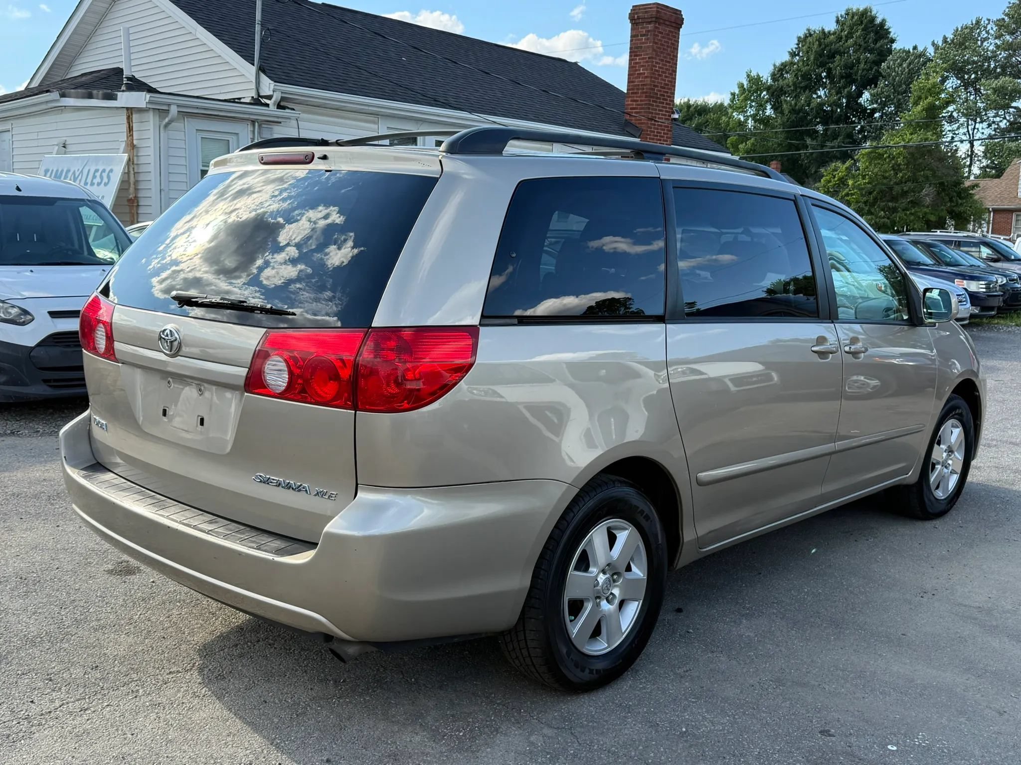 Used 2006 Toyota Sienna FWD image 16