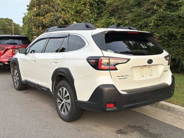 Used 2025 Subaru Outback Premium AWD/4WD image 12