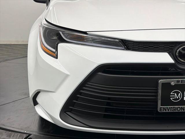 Certified 2026 Toyota Corolla LE FWD image 9